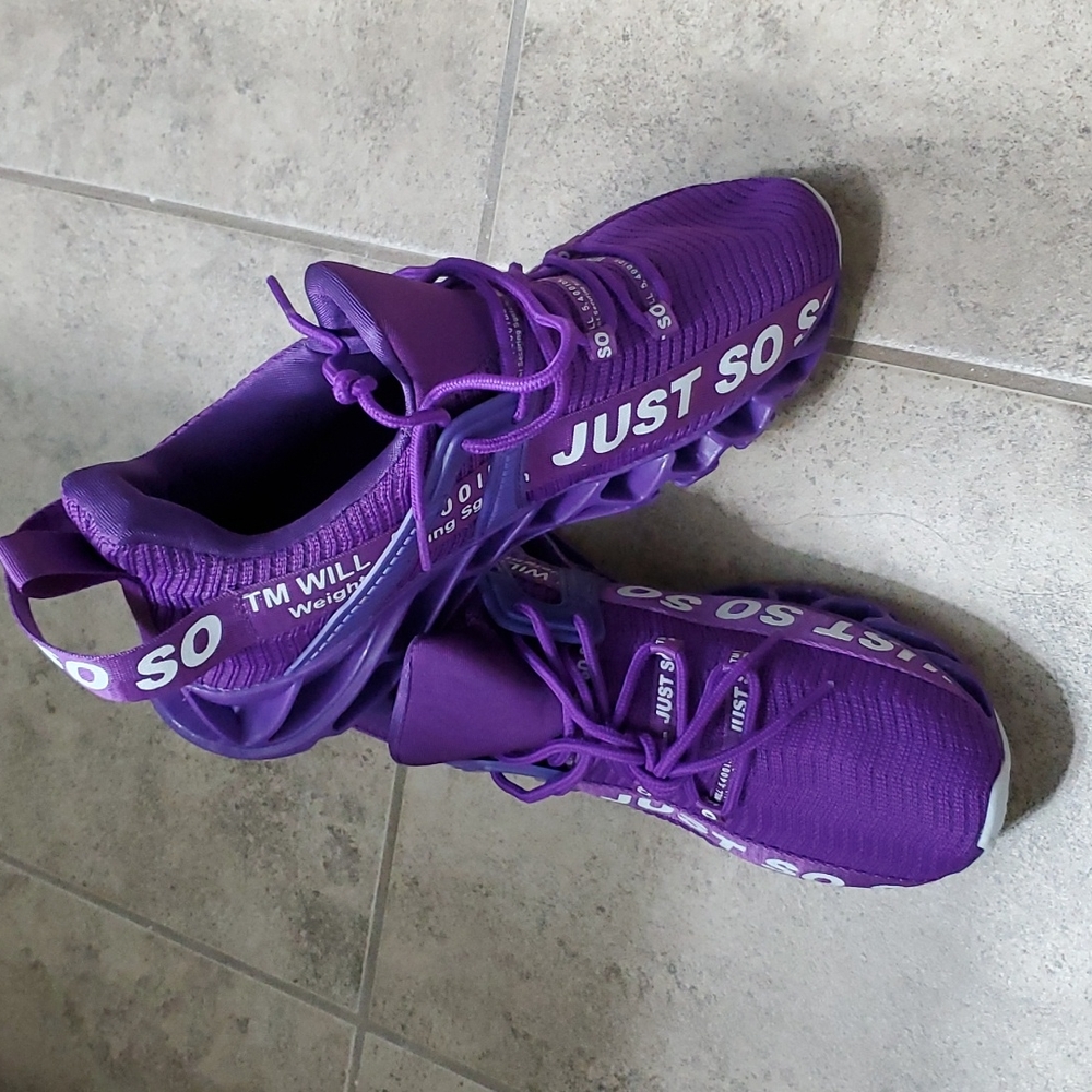 Just So So sneakers